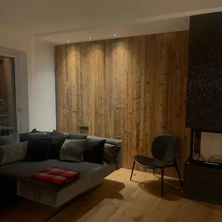 Luxury Arnaria Apartment
